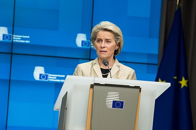 Von der Leyen odrzuca zmiany w ETS i domaga się obniżenia podatków od energii /commons.wikimedia.org/