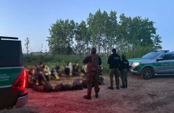 Trzy grupy migrantów zatrzymane na granicy z Litwą